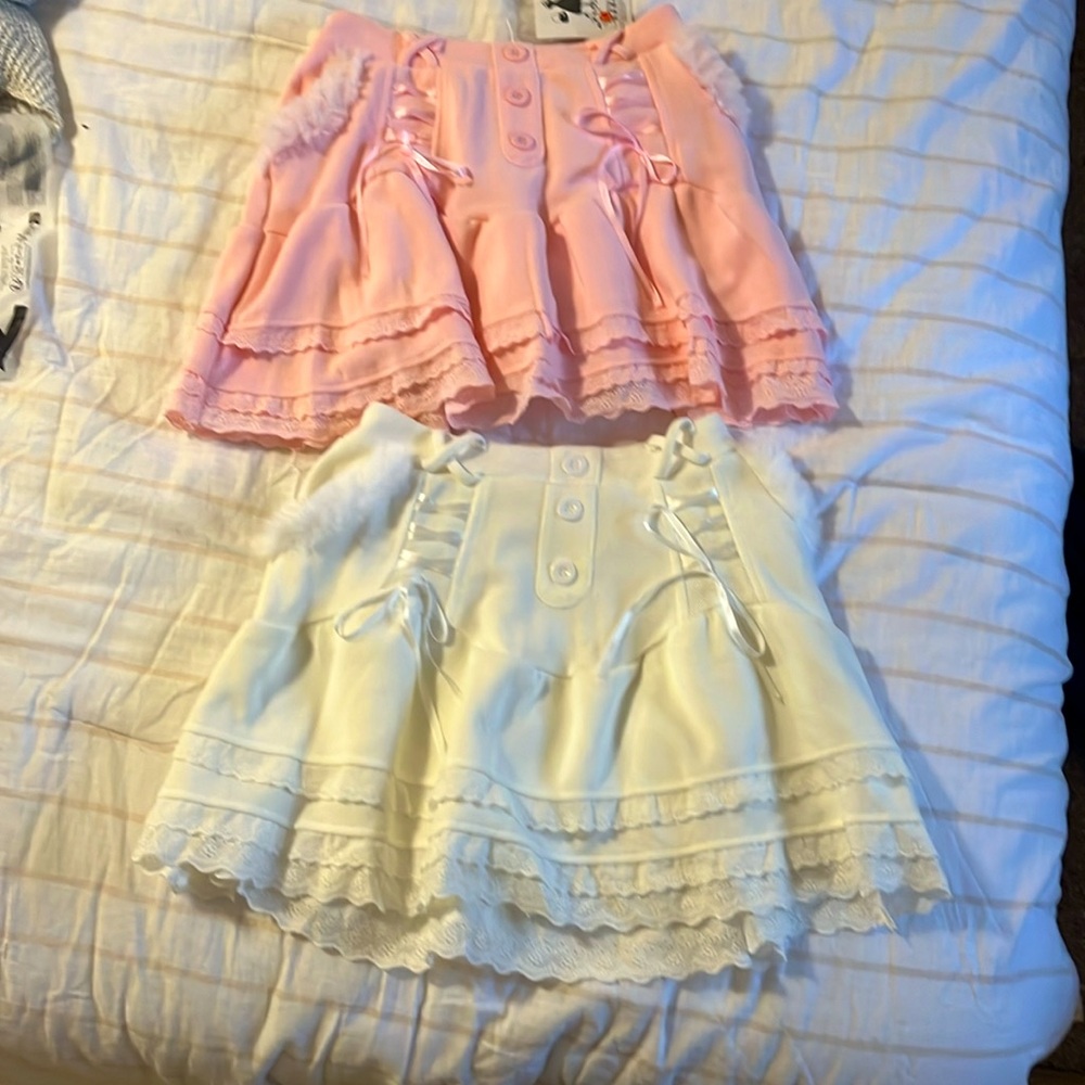 Kawaii style ruffled mini skirts with pockets, set of 2